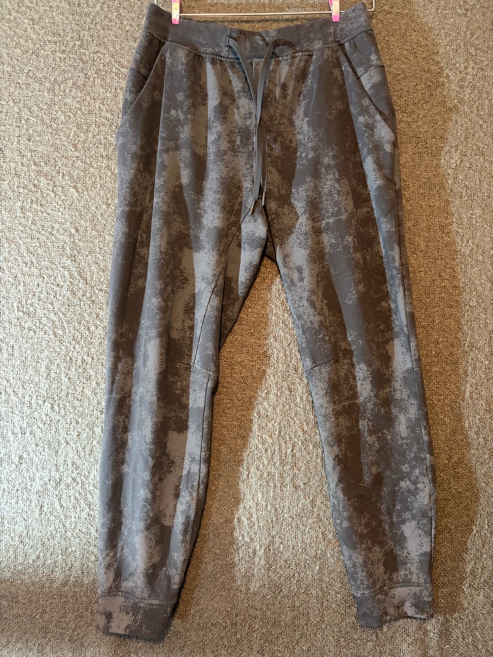 lululemon athletica Men's Gray Tie-Dye Joggers